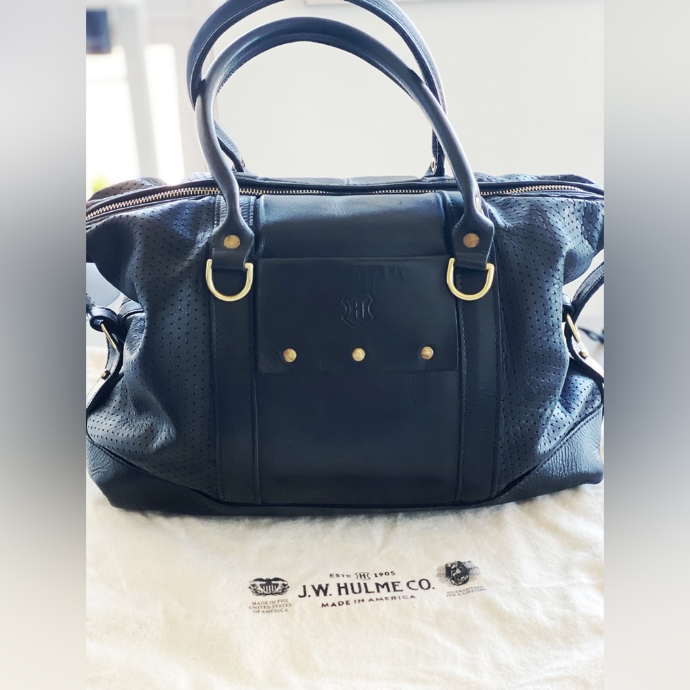 Selling a barely used J.W. Hulme Co. Morgan Satchel